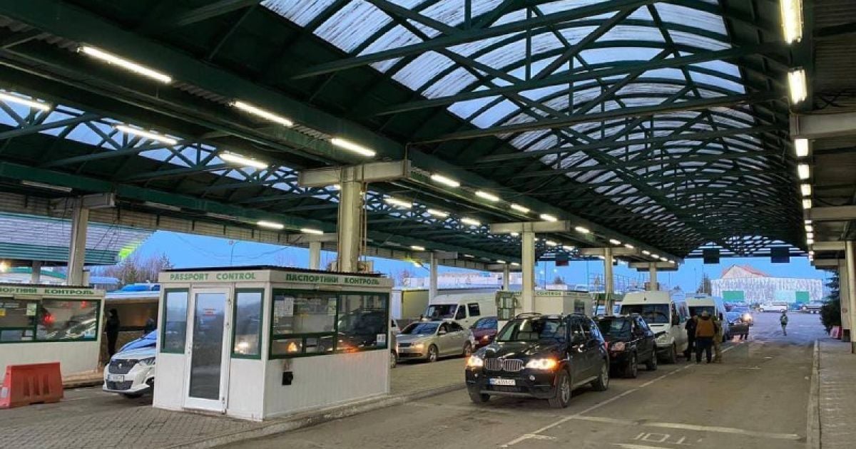 Ситуация на западных границах: где самые большие очереди из желающих выехать из Украины