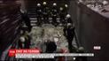 В Днепре под тяжестью снега обрушилась металлическая крыша на выходе из подземного перехода