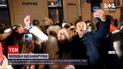 Святослав Вакарчук колядовал во Львове – известный певец присоединился к арт-вертепу