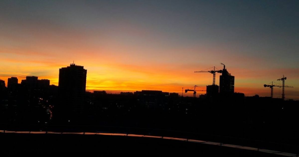 Захід сонця у Києві