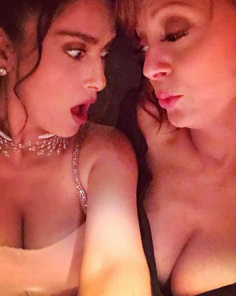 Мәскеуде жезөкше қыздар