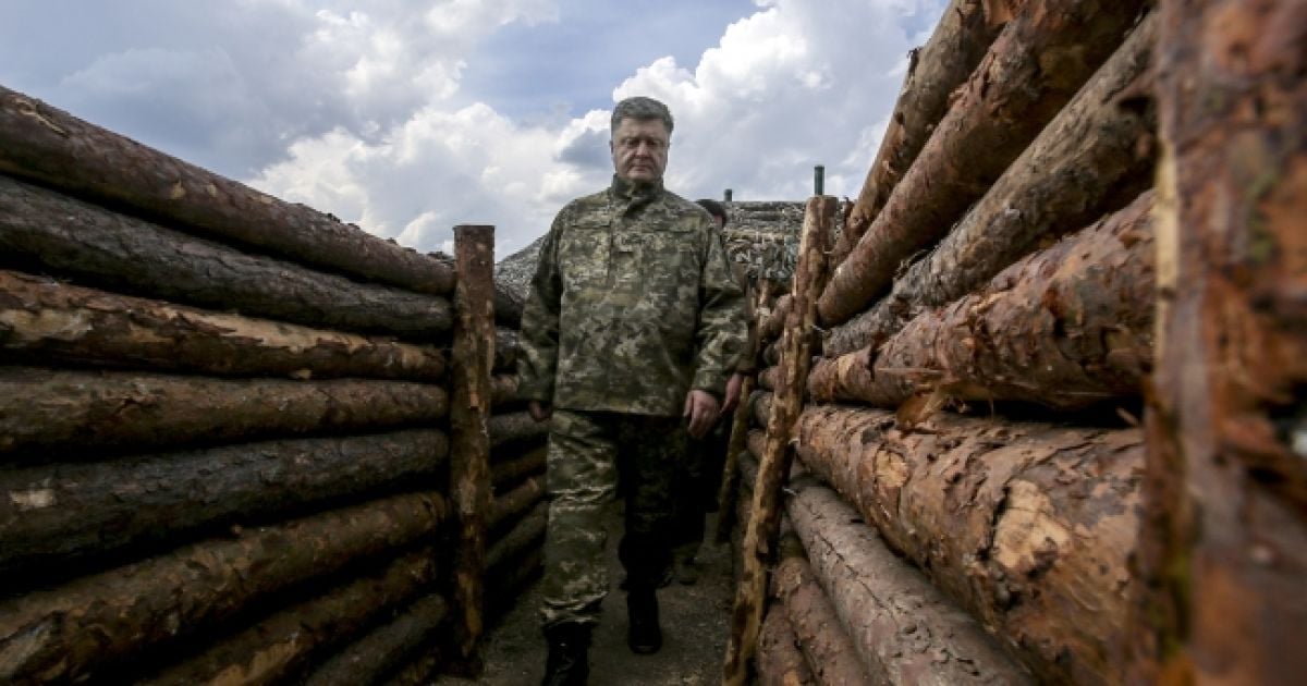 Глава государства назвал освобождение Мариуполя 13 июня прошлого года одной из самых блестящих страниц АТО