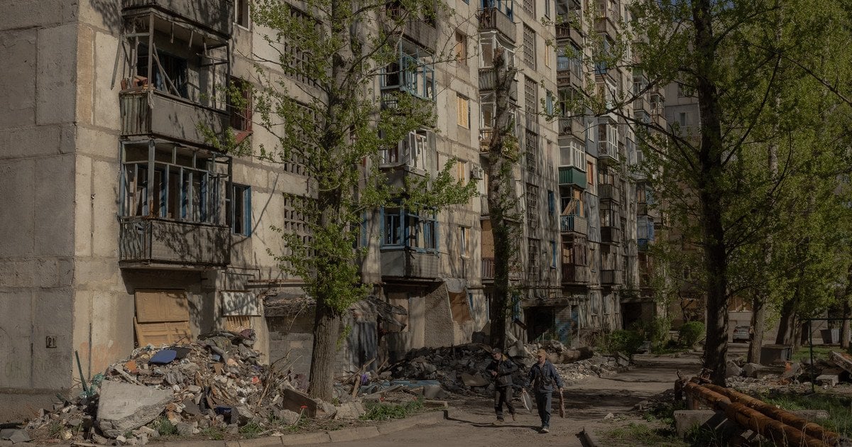 Скільки території України захватили росіяни у квітні 2025 року  --  дані DeepState