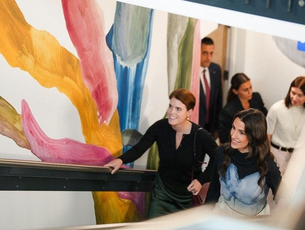 Принцеса Раджва та принцеса Євгенія / © Instagram принцеси Євгенії