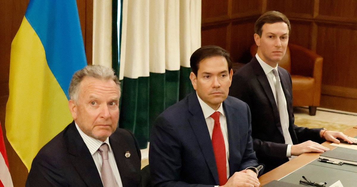 Спеціальний посланник Стів Віткофф (ліворуч), державний секретар Марко Рубіо (у центрі) та Джаред Кушнер беруть участь у зустрічі з українськими посадовцями в неділю, 30 листопада