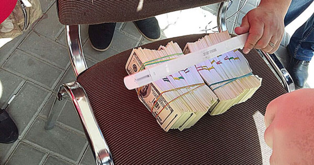 В Херсоне директора строительного общества поймали на взятке в свыше $ 200 тысяч