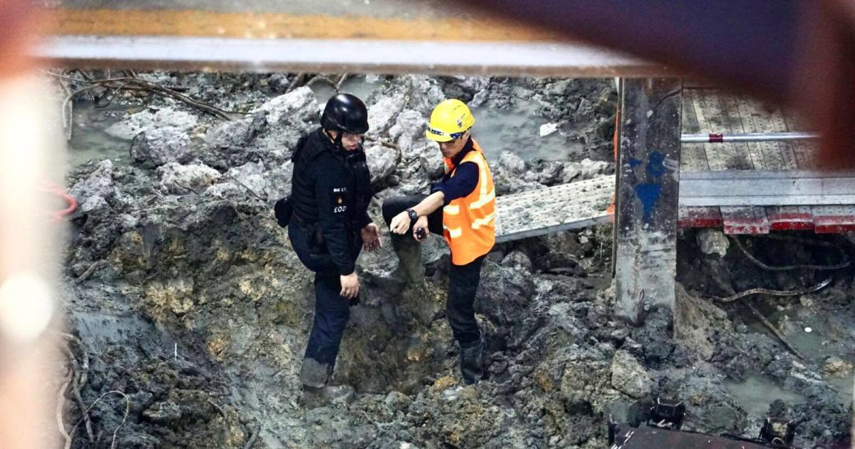 У Гонконзі 450-кілограмову бомбу часів Другої світової війни знешкоджували 20 годин
