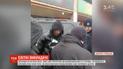 Викрадачів елітних авто схопили на Дніпропетровщині