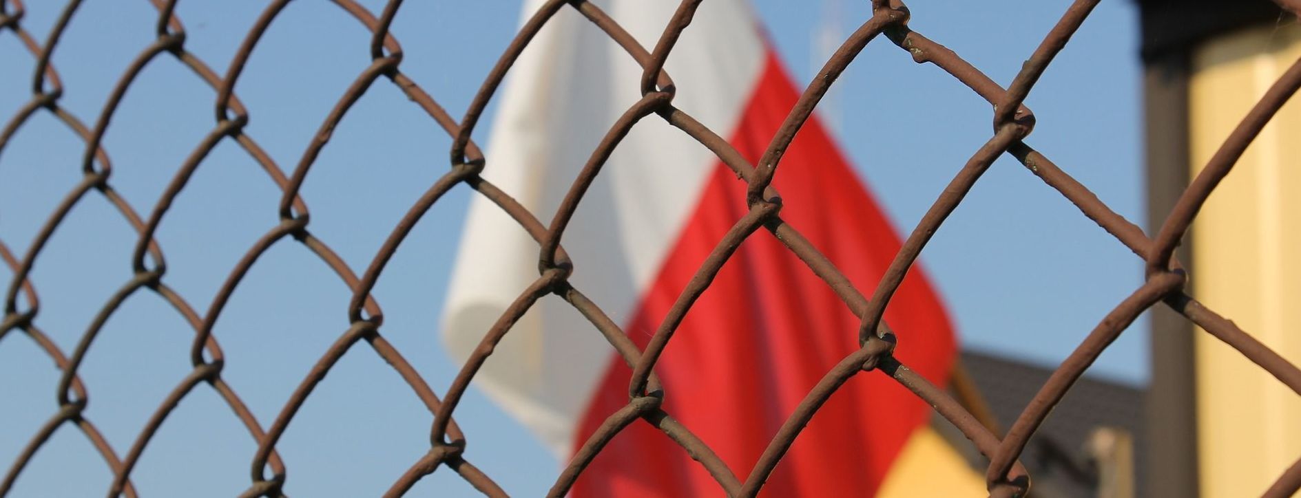 В Польше назвали Беларусь турбюро для нелегальных мигрантов и пригрозили санкциями