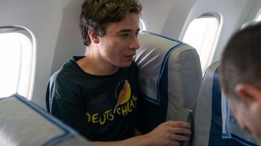 Українські полонені літять додому, звільнення полонених_18 / © Офіс президента України