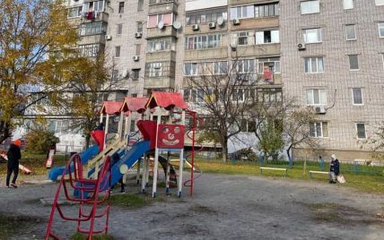 Під Дніпром невідомий стріляє по дітях на майданчику: багато постраждалих (фото)