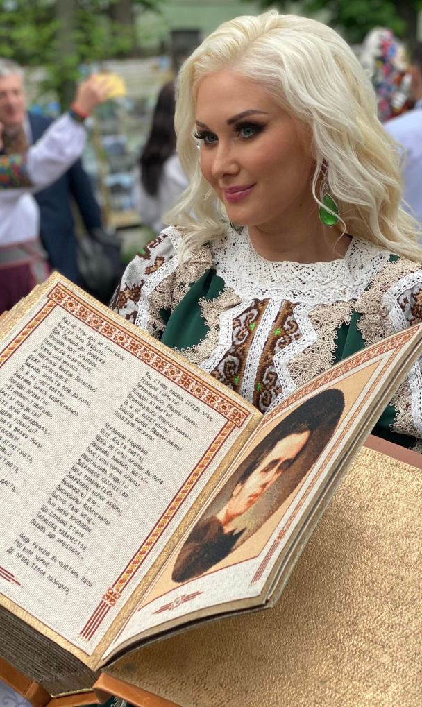 Катерина Бужинська / © Instagram Катерини Бужинської