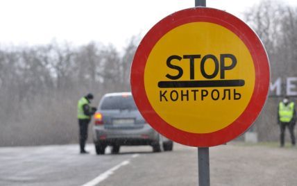 До Києва через блокпости не пустили десятки людей з підвищеною температурою