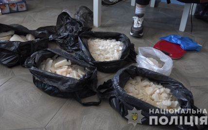 В Киеве суд избрал меру пресечения наркодельцам, у которых изъяли рекордную партию метадона
