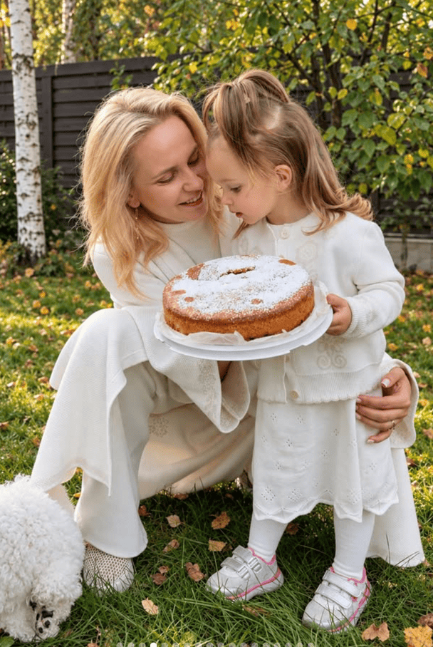 Лілія Ребрик з доньками / © instagram.com/liliia.rebrik