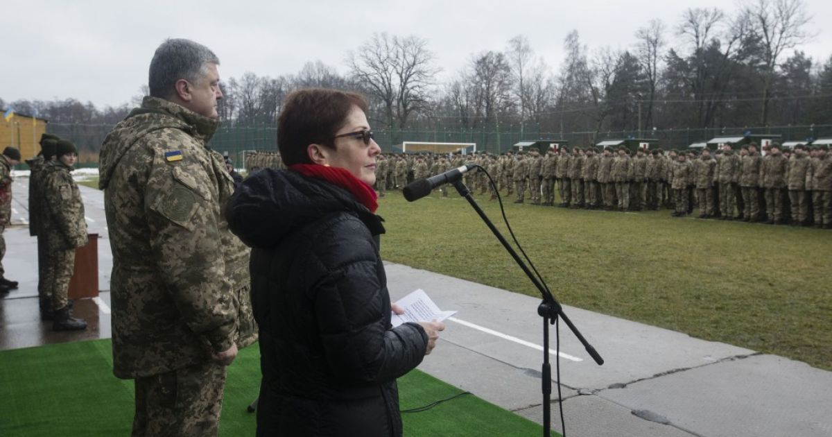Петро Порошенко та Марі Йованович / © Сайт президента України
