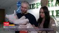 Виталий Маркив забрал жену и сына Ореста из роддома - как это было. Новости Украины