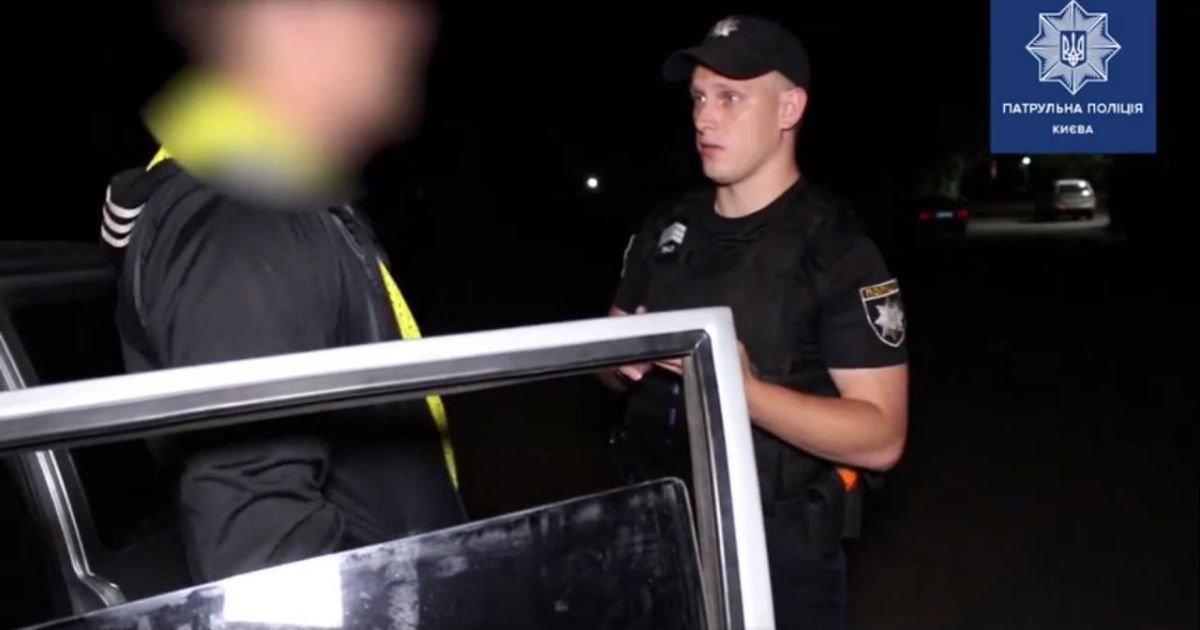"Зачем же я тогда влюбился в тебя заразу": пьяный водитель зачитал патрульным грустный рэп