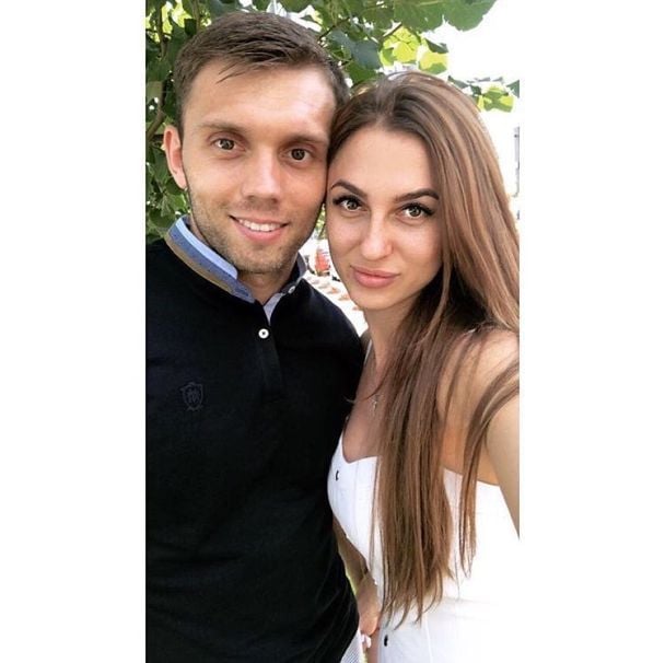 Олександр Караваєв з колишньою дружиною Людмилою, instagram.com/karavaiev_fans_official