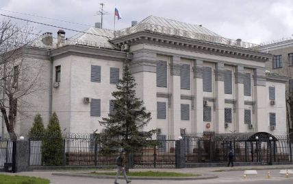Киевсовет расторг договор аренды земли с посольством России — Кличко
