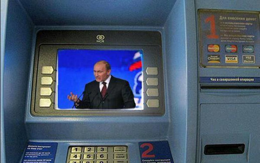 Интернет-пользователи высмеяли выступление Путина в фотожабах / © Фото из социальных сетей