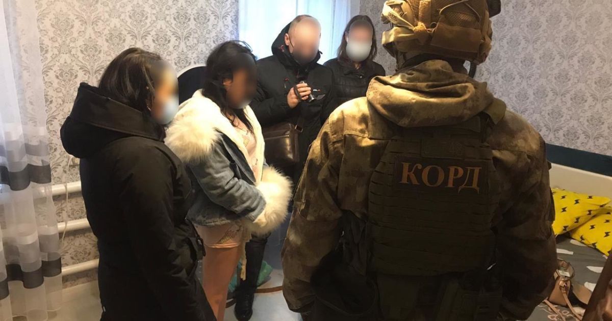 Жінка ошукала 500 українців на пів мільйона гривень під виглядом продажу одягу в Інтернеті