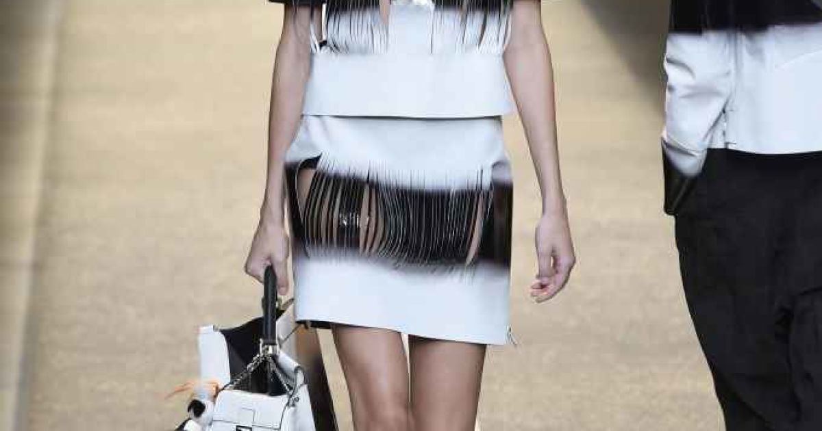 Коллекция&nbsp;Fendi прет-а-порте сезона весна-лето 2015 / © East News