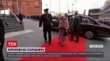 Новости мира: Елизавета II вежливо отказалась от награды "Старушка года"