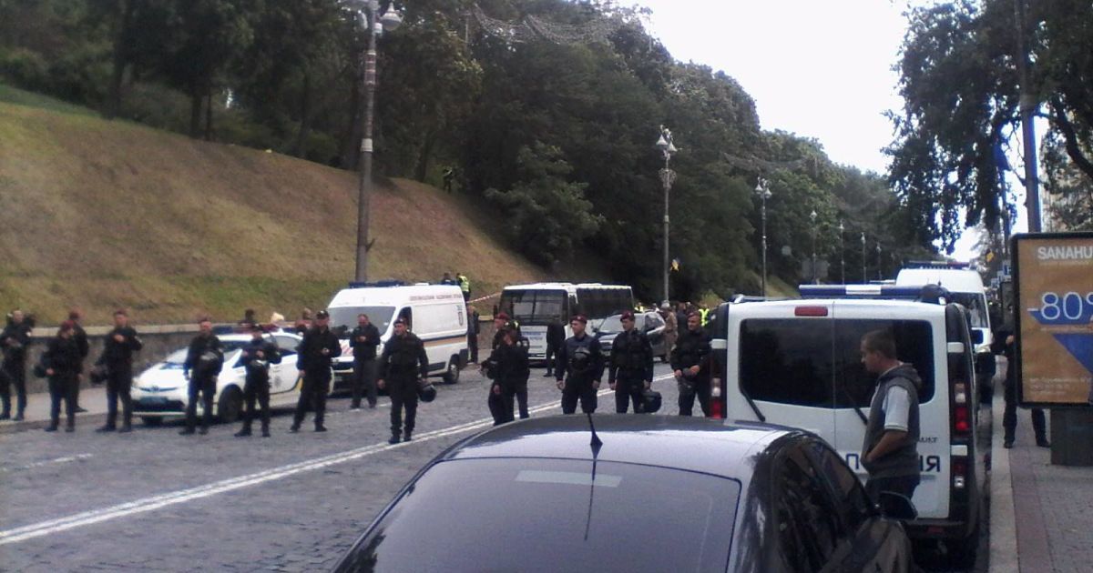 В СБУ назвали основную версию взрыва на Грушевского