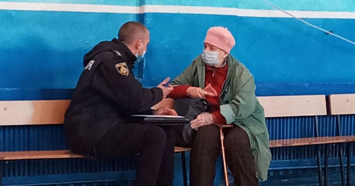 Выборы мэра Кривого Рога: зафиксировано 30 нарушений и попытку проголосовать по советскому паспорту