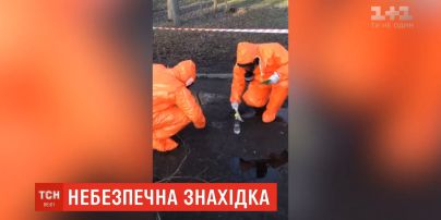 У Львові біля громадської зупинки розлили майже кілограм ртуті