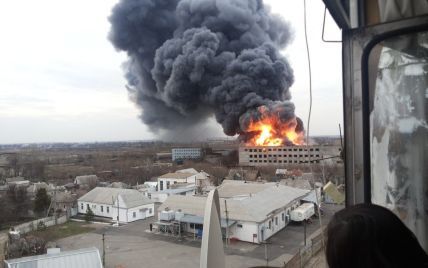 На Днепропетровщине на заводе произошел масштабный пожар