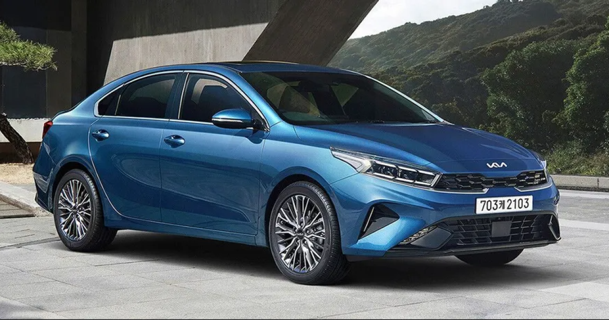 KIA показала оновлену версію популярного седана перед прем'єрою: фото