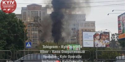 У Києві на вулиці Львівській спалахнула пожежа
