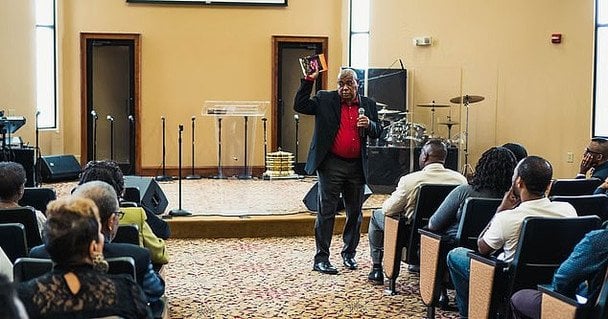 Пастор Дин Бракстон / © Daily Mail