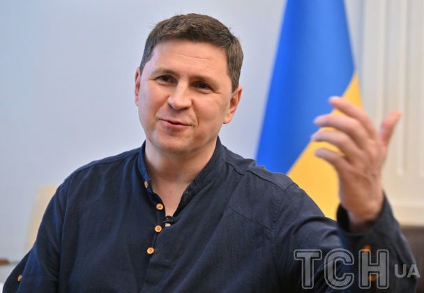 Всех украинцев будут готовить к вооруженному сопротивлению: у Зеленского рассказали детали