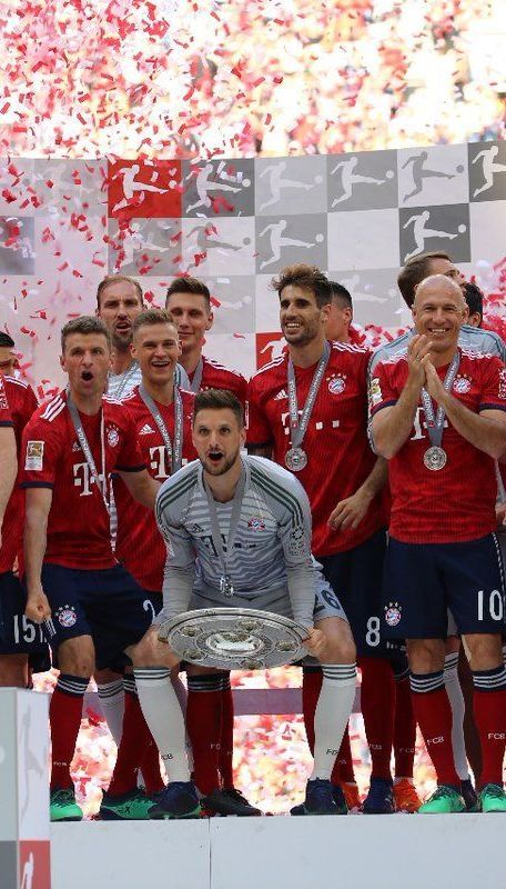 "Бавария" выиграла Бундеслигу, Коноплянка и Ярмоленко - в Лиге чемпионов. Итоговая таблица