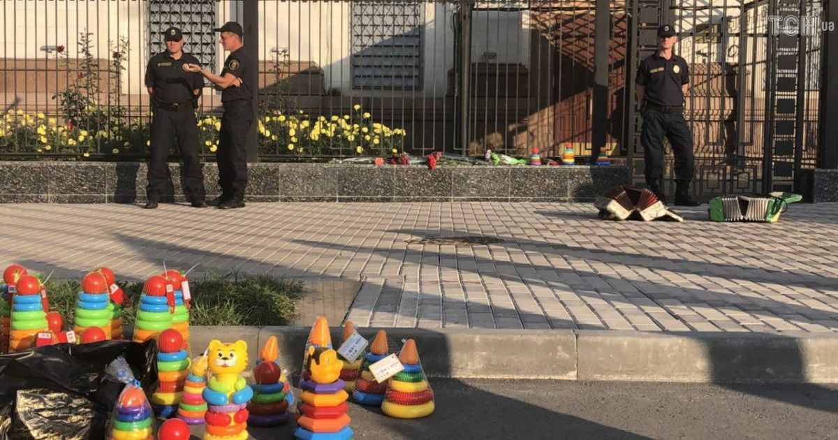 Пірамідки для Кобзона_5 / © фото: Юлия Яценко