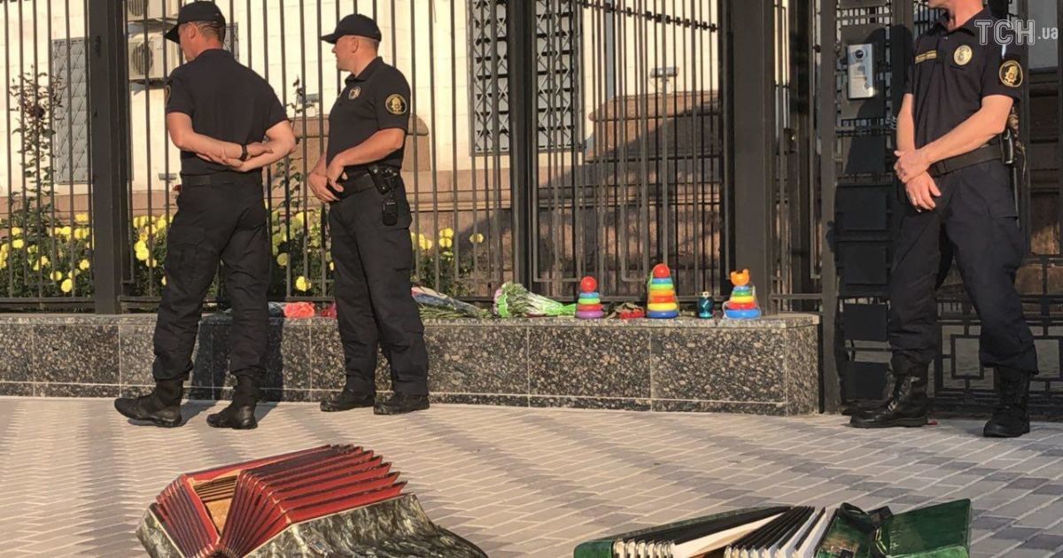 Пірамідки для Кобзона_3 / © фото: Юлия Яценко