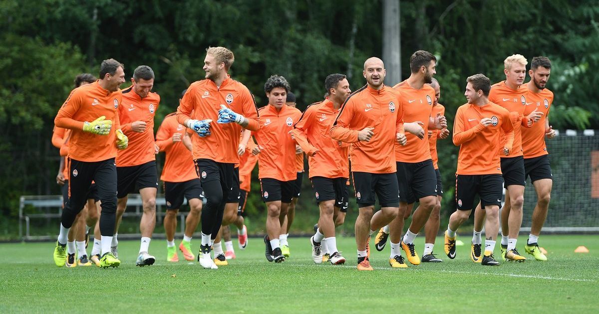Став відомий календар "Шахтаря" у Лізі чемпіонів