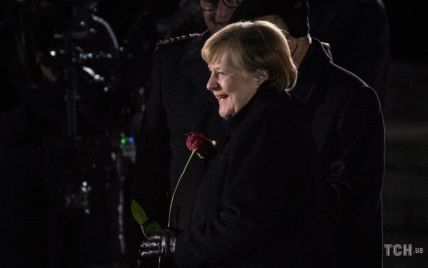 Меркель уверена, что война окончится за столом переговоров