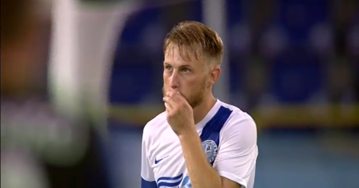 Маркевич недоволен Безусом.