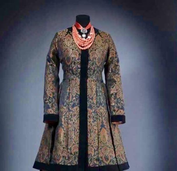 Подібний костюм Надя Савченко вдягне на оголошення вироку / ©