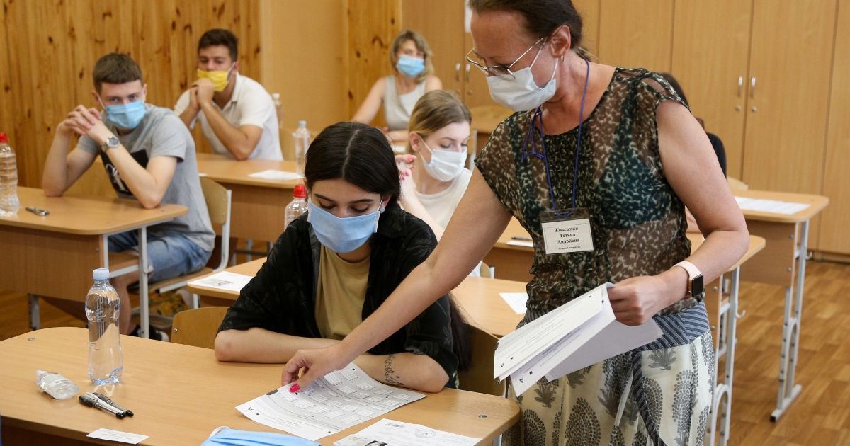 Отдельное ВНО по украинскому языку и литературе: омбудсмен просит отменить новацию