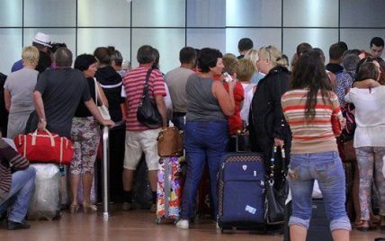 В московском аэропорту из-за отмены рейсов в Египет началась давка