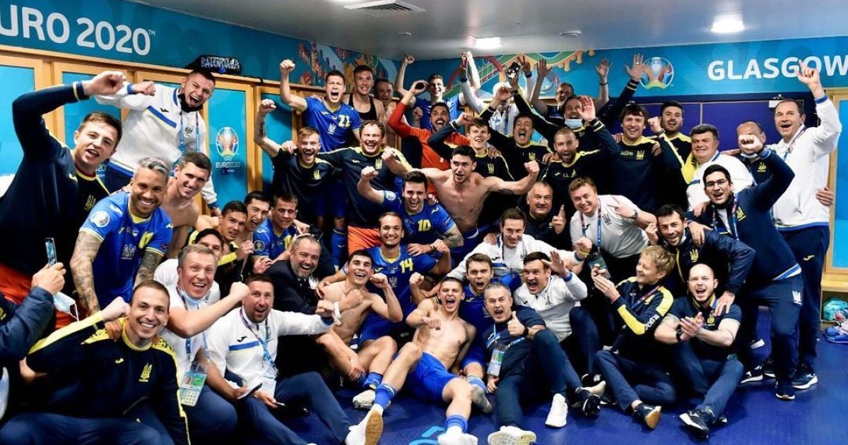 Радощам немає меж: яскраві емоції гравців збірної України після тріумфу над шведами (фото, відео)