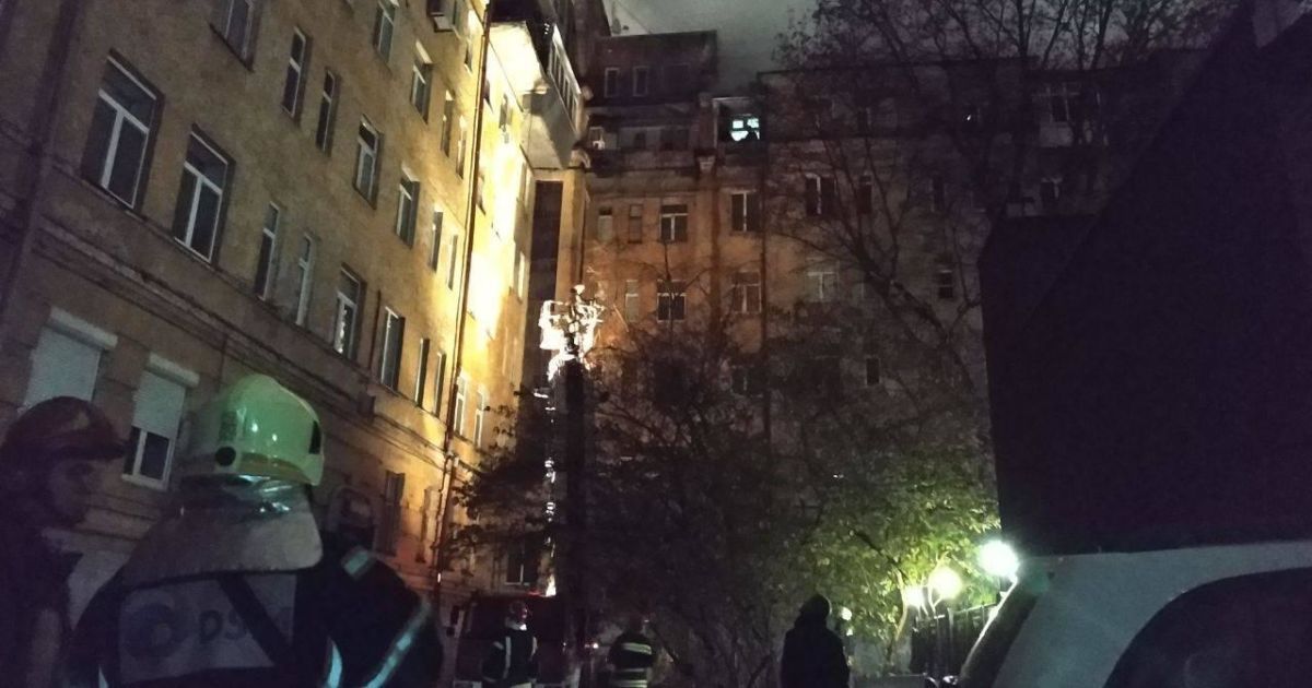 пожежа будинку в Києві_2 / © ГУ ДСНС у Києві
