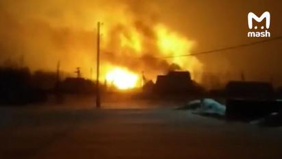 Вантажний потяг спалахнув після вибуху на газопроводі у Пермському краї РФ