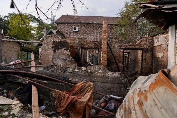 Руйнування у Запоріжжі внаслідок атаки в ніч проти 27 серпня / Фото: телеграм-канал Івана Федорова
