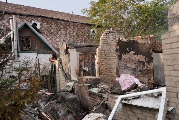 Руйнування у Запоріжжі внаслідок атаки в ніч проти 27 серпня / Фото: телеграм-канал Івана Федорова